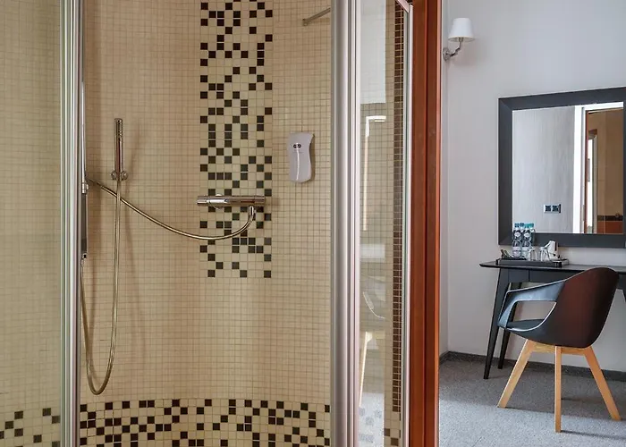 香薰石spa酒店 酒店 Syców