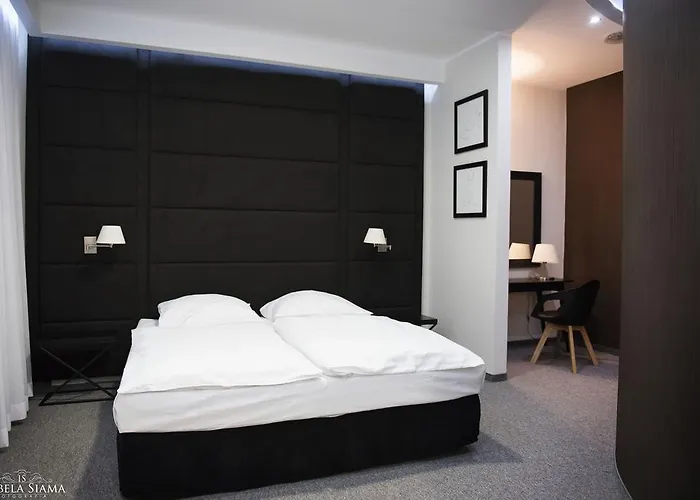 Hotel Aroma Stone 3*